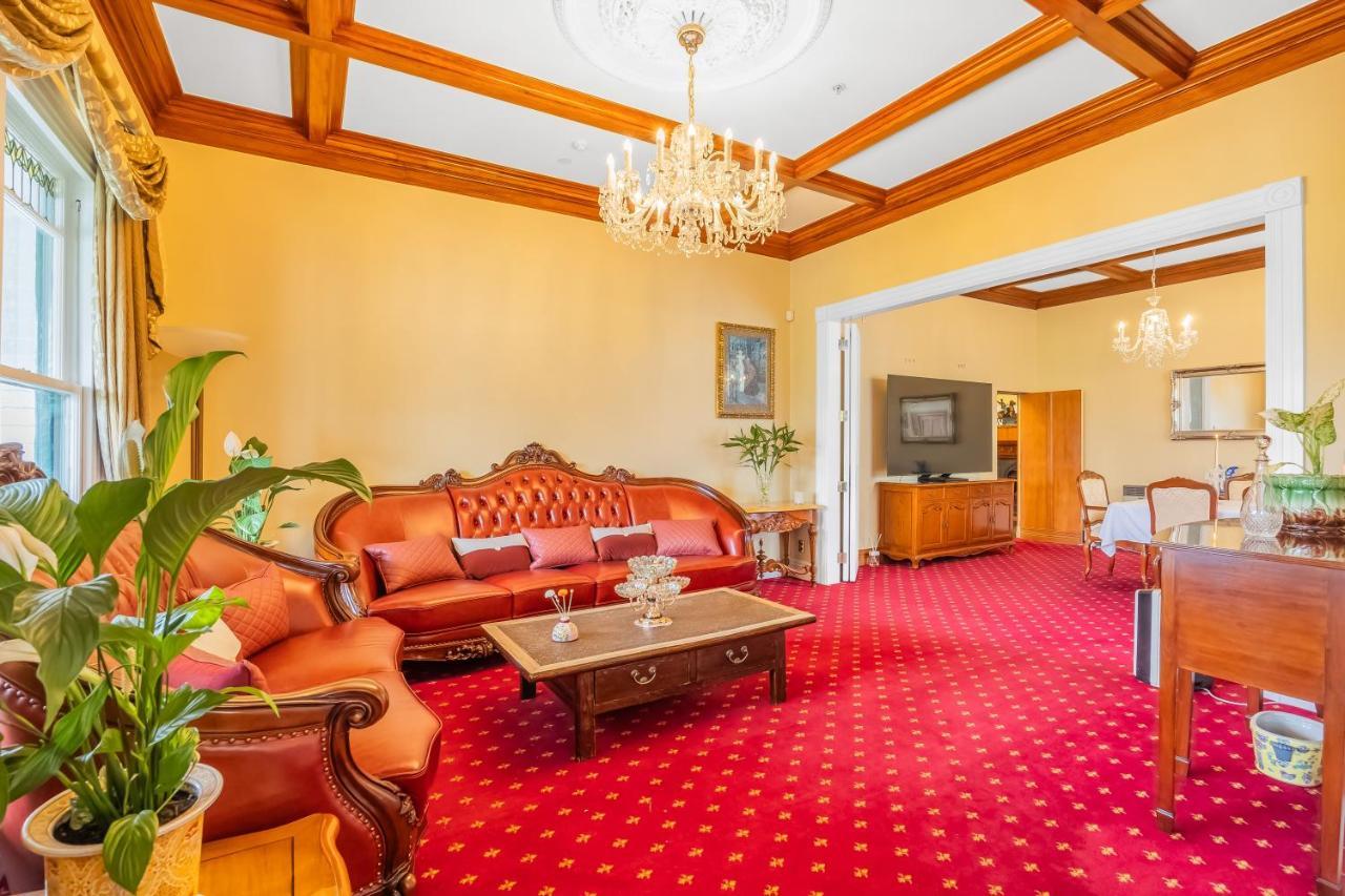 Отель Aachen House Окленд Экстерьер фото